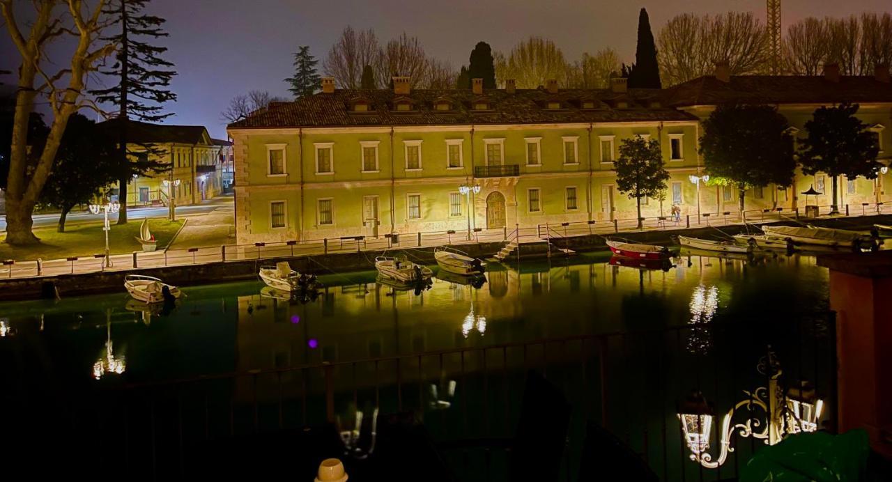 Time To Relax - La Terrazza Sul Lago Peschiera del Garda Buitenkant foto